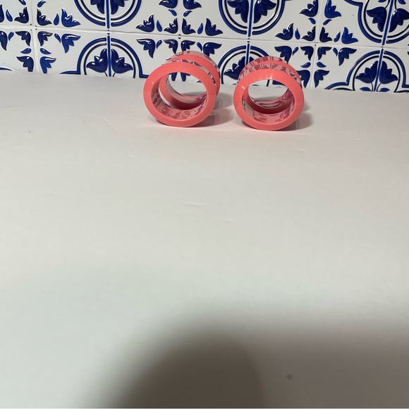 4 napkins rings pink acrylic oval beveled edge Art Deco table decor - Picture 7 of 13